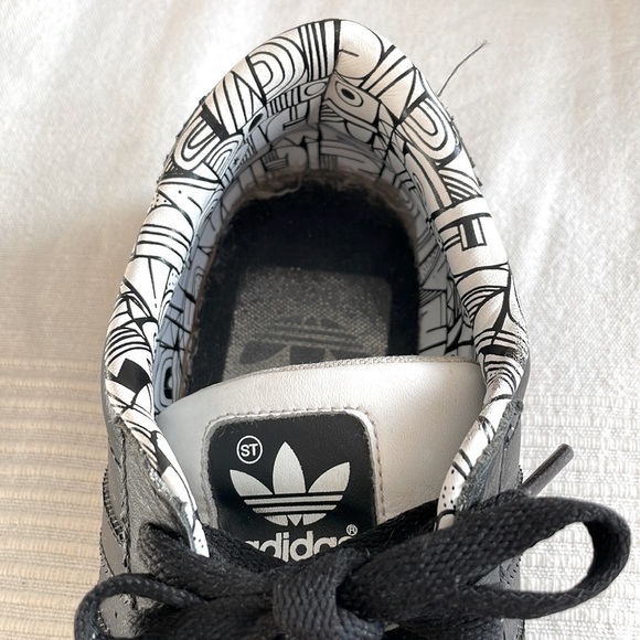 ADIDAS Ciero ST Sneakers Size 9 - Picture 3 of 9